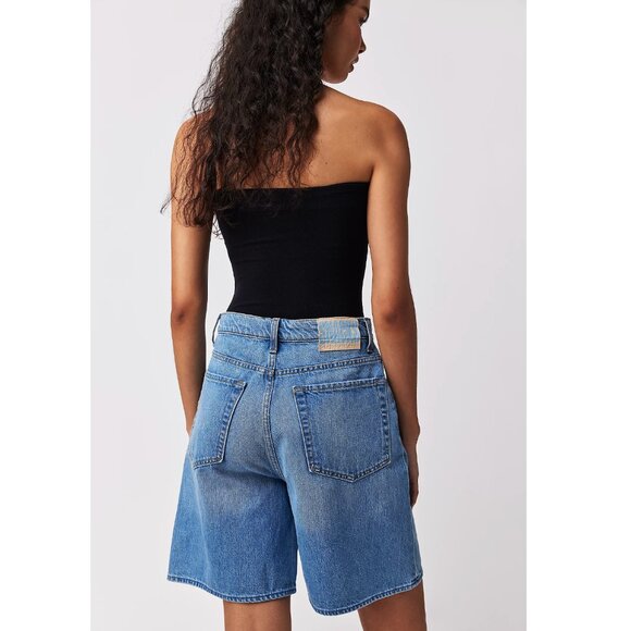 NWT Snacks! by MOTHER High-Rise Push-Pop Shorts - Picture 2 of 3